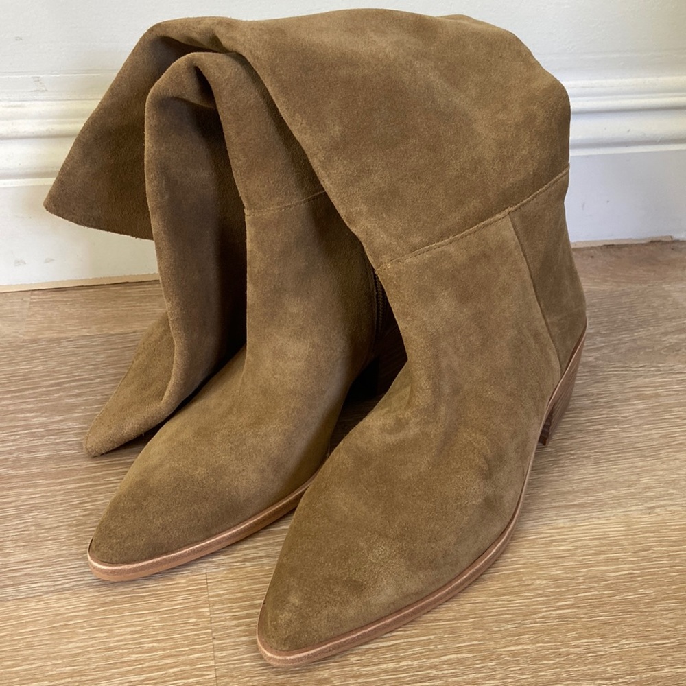 NWT Vince Camuto Pointed Toe Beanna Dogwood Knee High Suede Boot